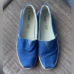 Men’s Size 13 Toms - Slip-on rubber sole